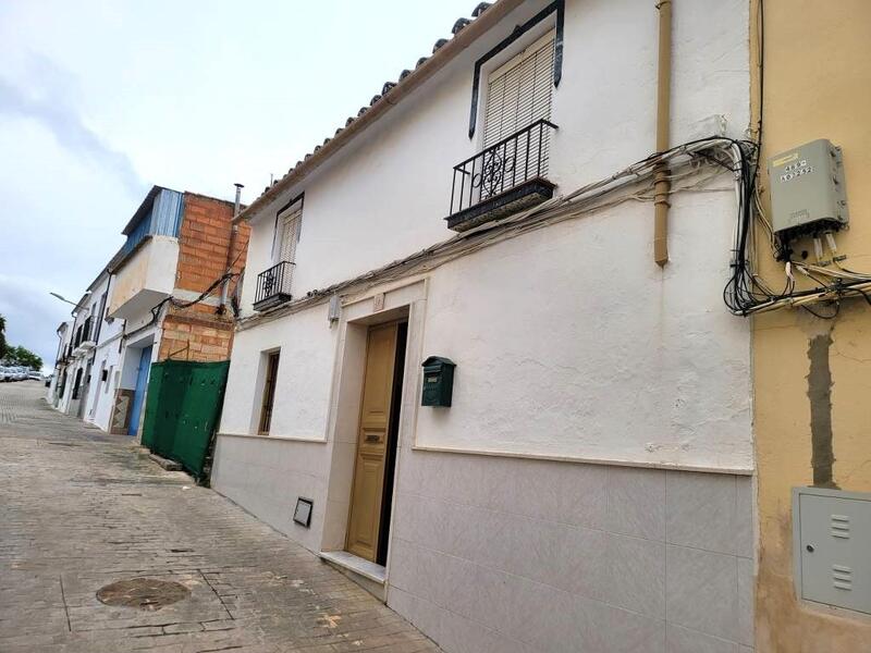 Stadthaus zu verkaufen in Rute, Córdoba