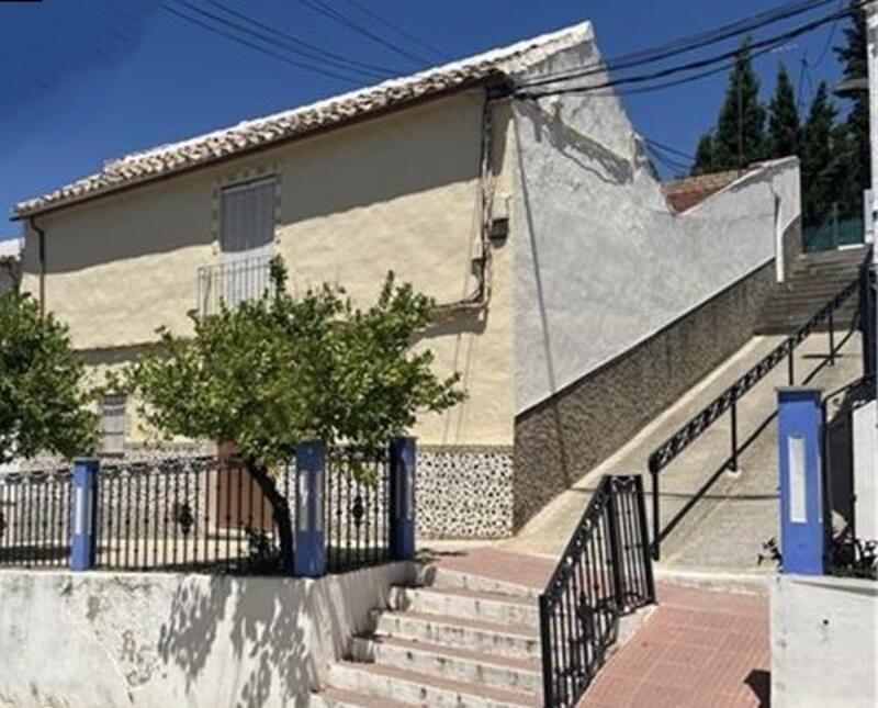 Townhouse for sale in Rute, Córdoba