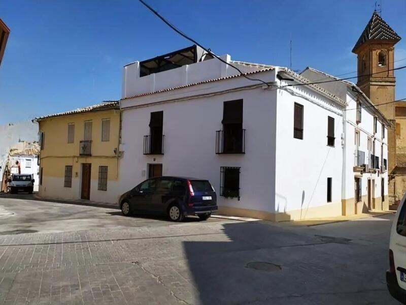 Townhouse for sale in Encinas Reales, Córdoba