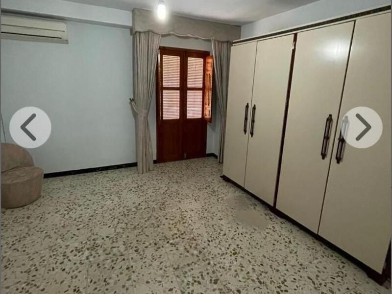 3 bedroom Townhouse for sale