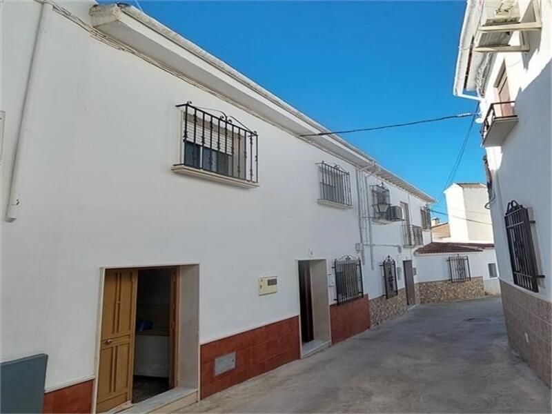 Maison de Ville à vendre dans La Concepcion, Córdoba