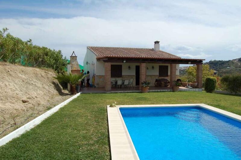 Landhuis voor lange termijn huur in Nerja, Málaga