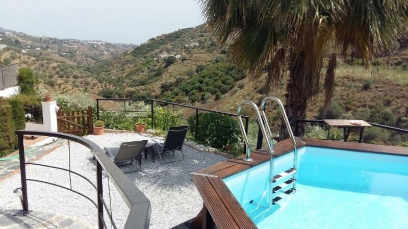 Country House for Long Term Rent in Frigiliana, Málaga