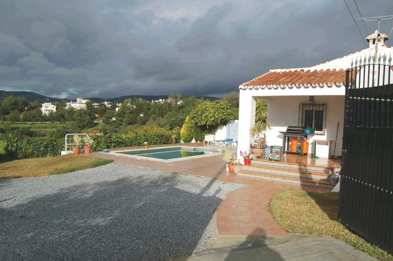 Casa de Campo para alquiler a largo plazo en Nerja, Málaga