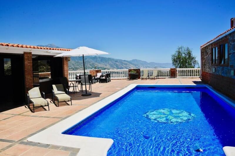 Villa voor lange termijn huur in Torrox, Málaga