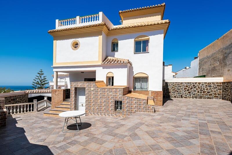 Country House for sale in Nerja, Málaga