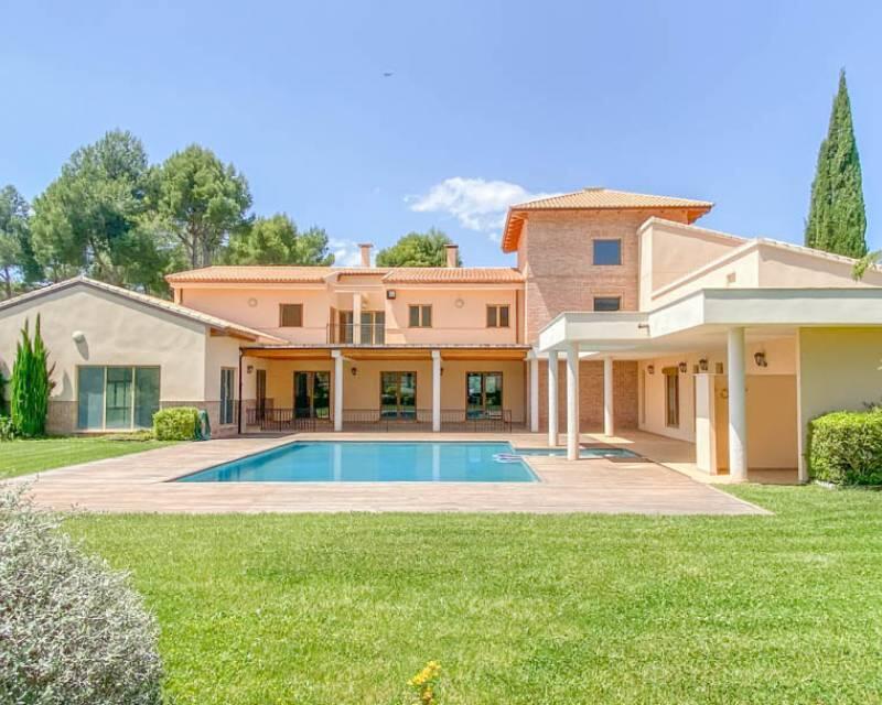 Villa til salg i Penàguila, Alicante
