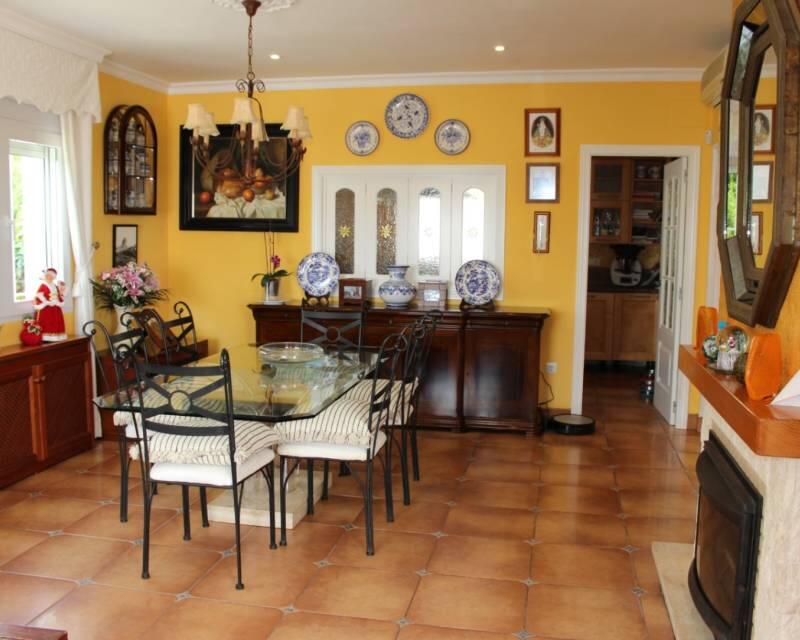 4 Cuarto Villa en venta