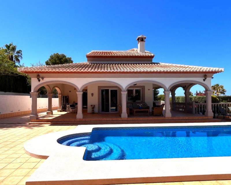 Villa zu verkaufen in Javea, Alicante