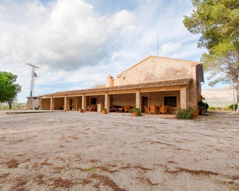 Landhaus zu verkaufen in Gata de Gorgos, Alicante