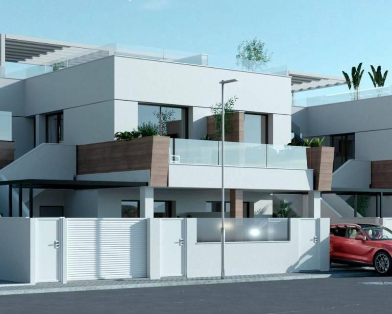 Villa en venta en Pilar de la Horadada, Alicante