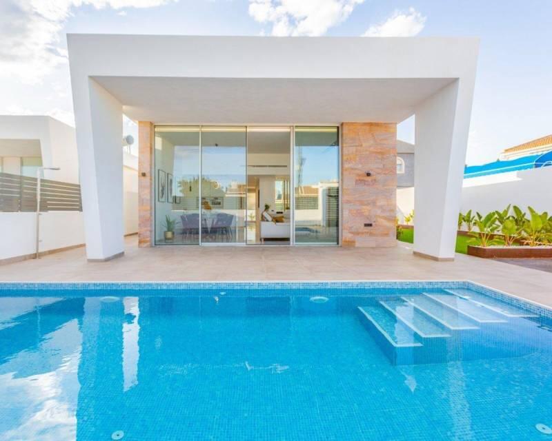 Villa à vendre dans Torrevieja, Alicante