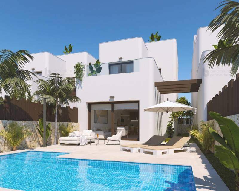 Villa en venta en Pilar de la Horadada, Alicante