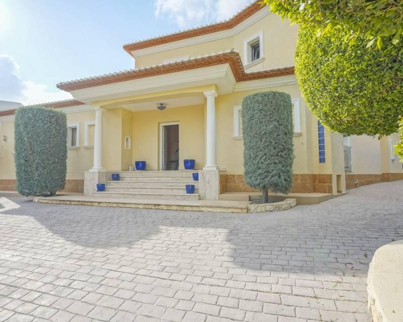 4 Cuarto Villa en venta