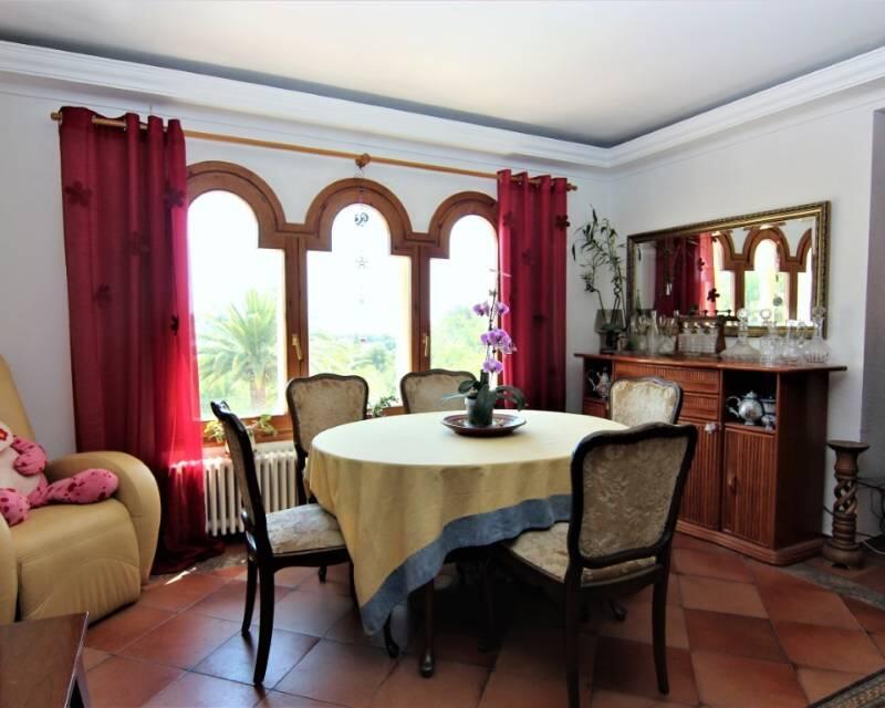 8 chambre Villa à vendre