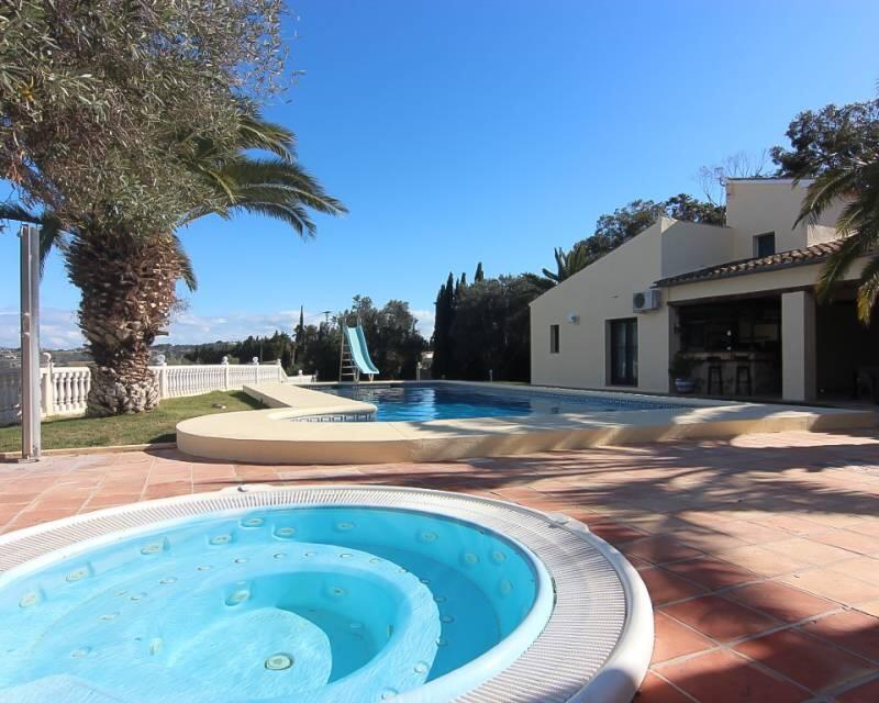 Villa til salgs i Benissa, Alicante