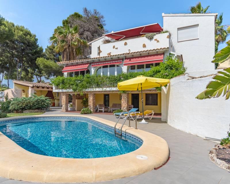 Villa zu verkaufen in Moraira, Alicante