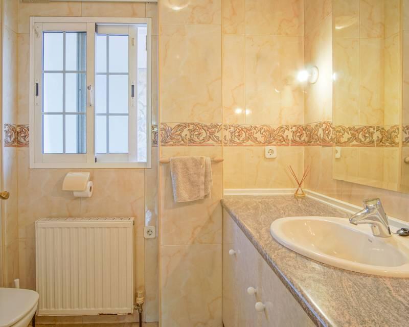 6 chambre Villa à vendre