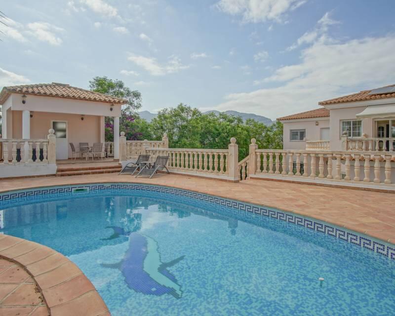 6 bedroom Villa for sale