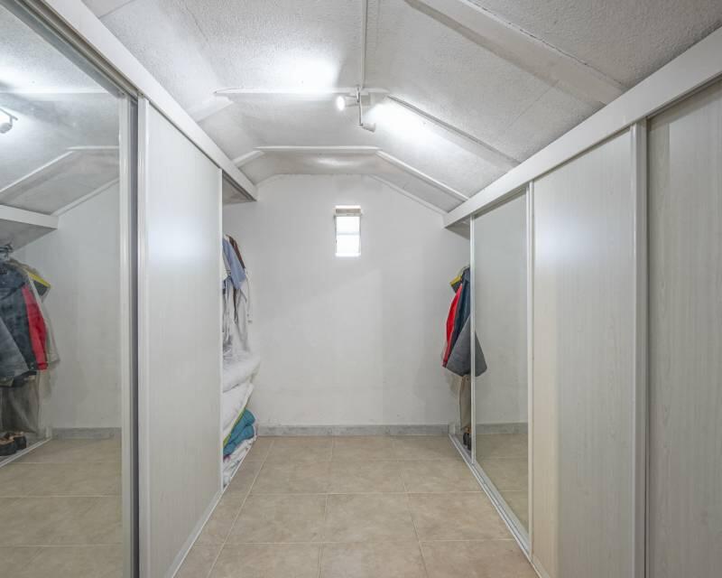 4 Cuarto Villa en venta