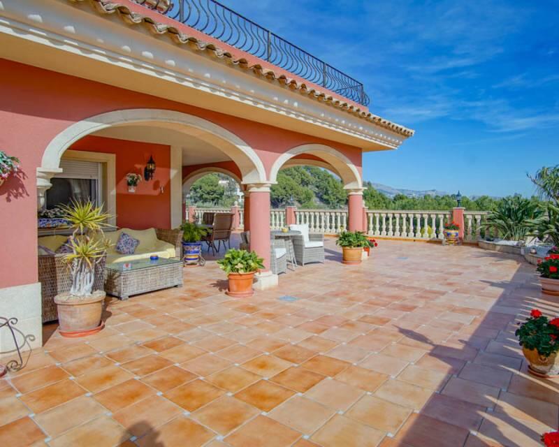 6 bedroom Villa for sale