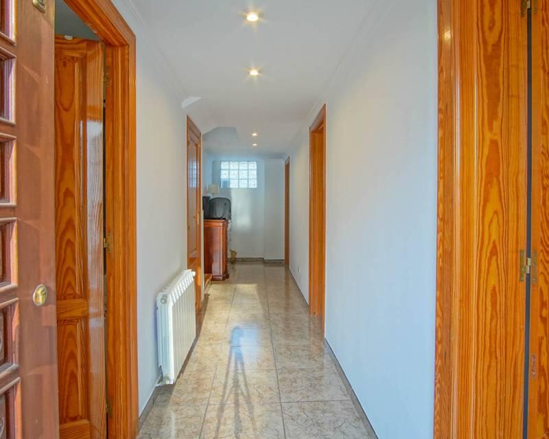 6 chambre Villa à vendre