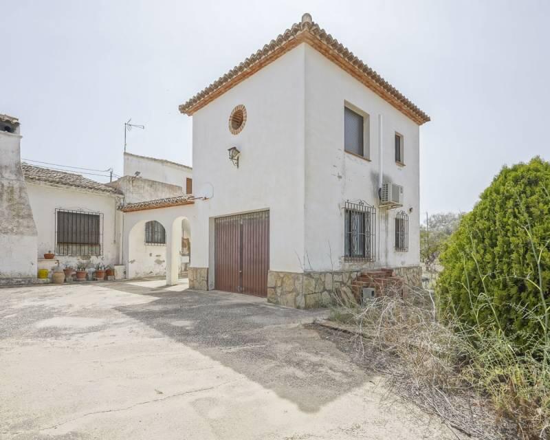 4 Cuarto Villa en venta