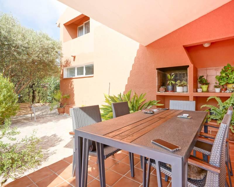 4 Cuarto Villa en venta