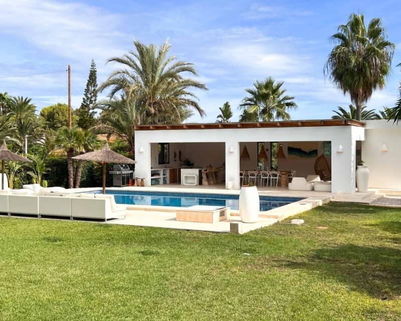 5 bedroom Villa for sale