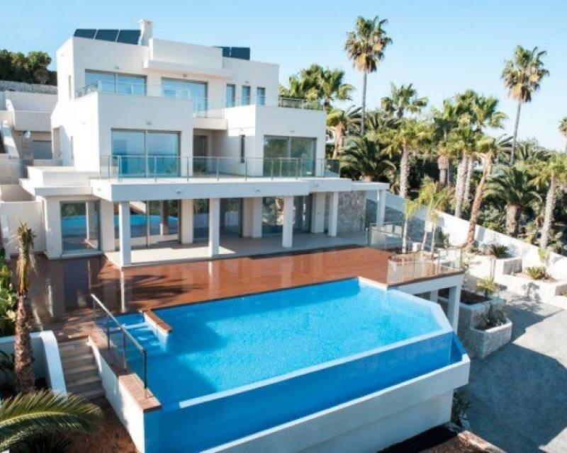 Villa for sale in Moraira, Alicante