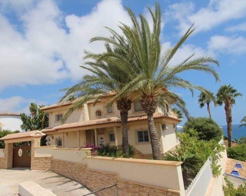 4 Cuarto Villa en venta