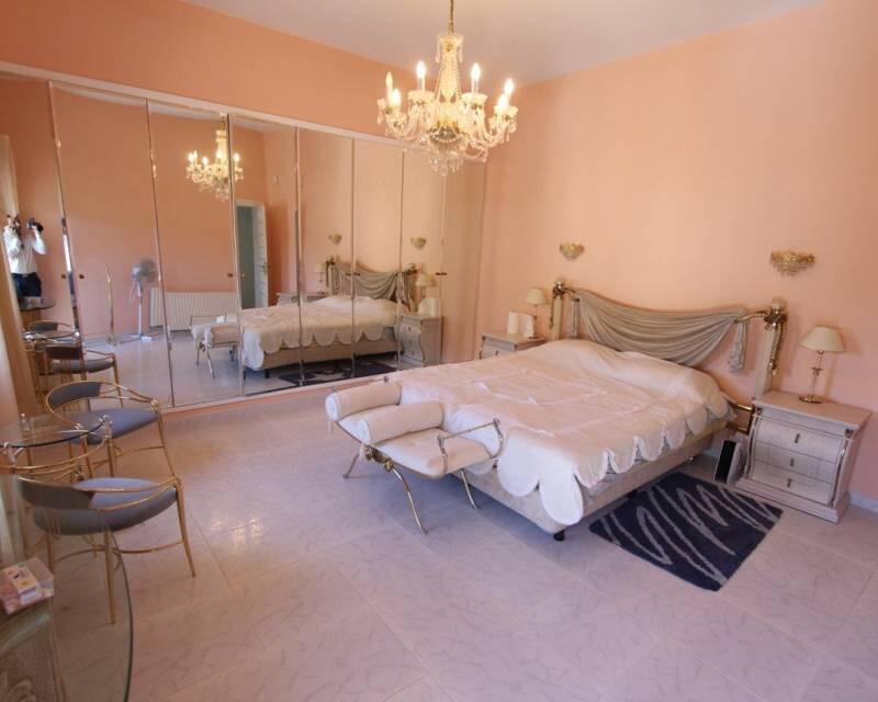 6 Schlafzimmer Villa zu verkaufen