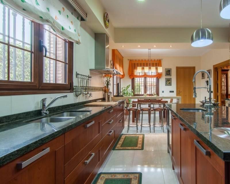 5 Cuarto Villa en venta