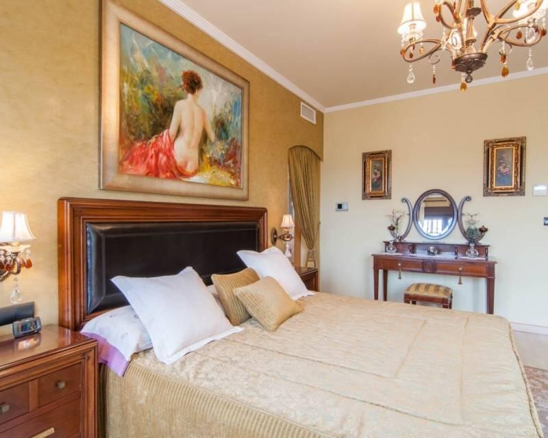 5 slaapkamer Villa Te koop