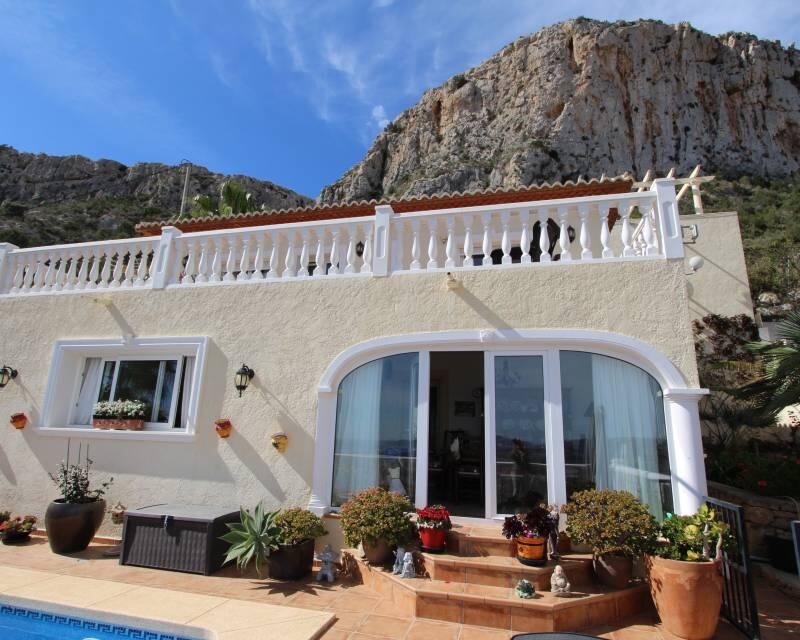 Villa Te koop in Calpe, Alicante