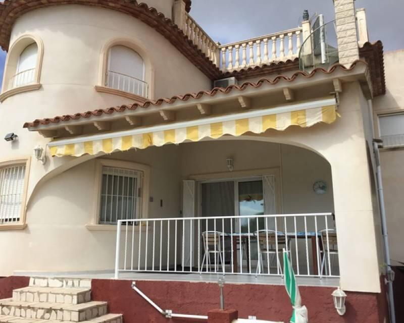 5 Cuarto Villa en venta