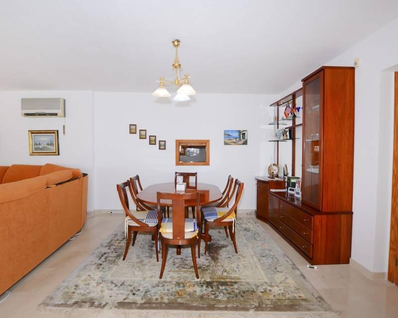 7 Cuarto Villa en venta