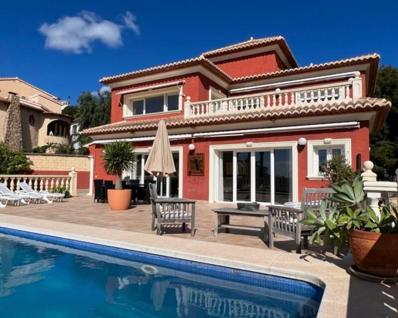 5 bedroom Villa for sale