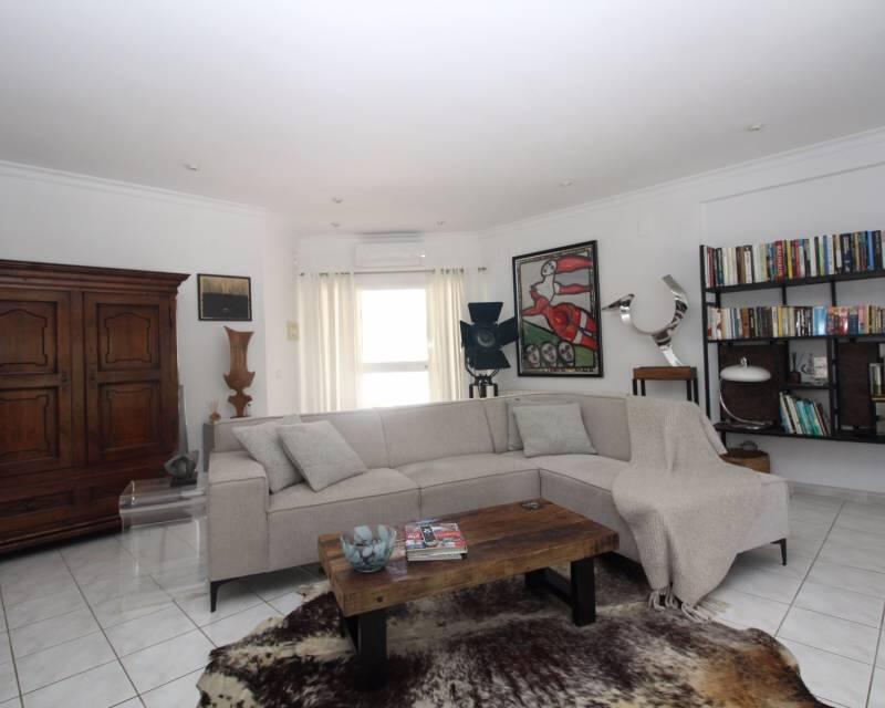 4 Cuarto Villa en venta