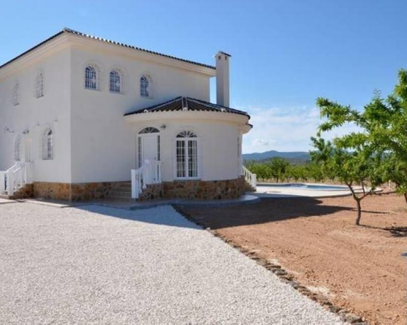 4 Cuarto Villa en venta