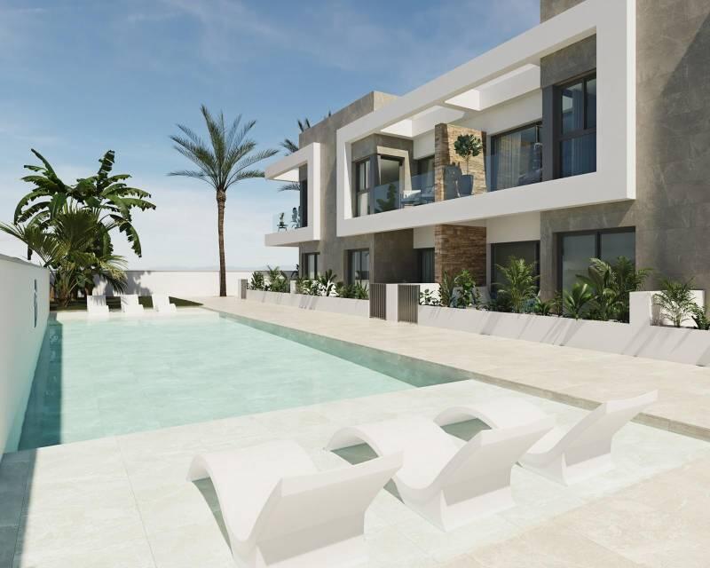 Villa for sale in Pilar de la Horadada, Alicante