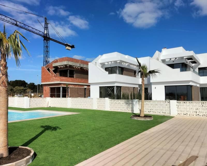 Villa til salg i Pilar de la Horadada, Alicante