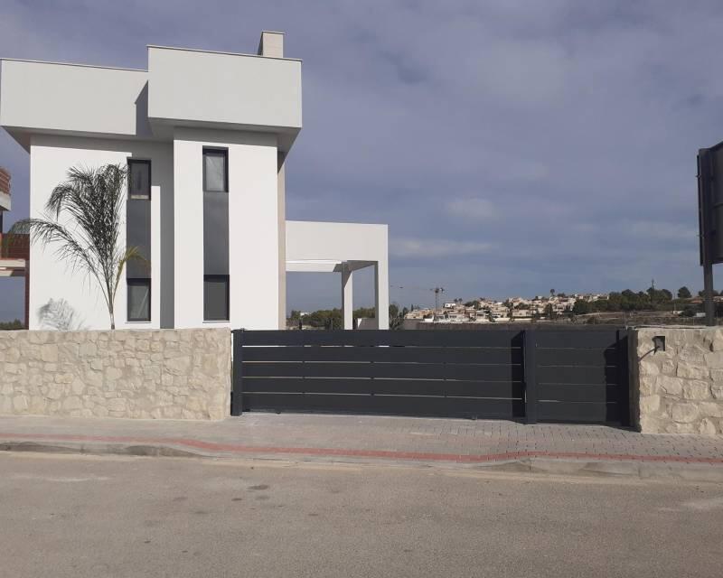 Villa en venta en Algorfa, Alicante