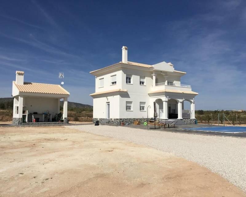 4 Cuarto Villa en venta