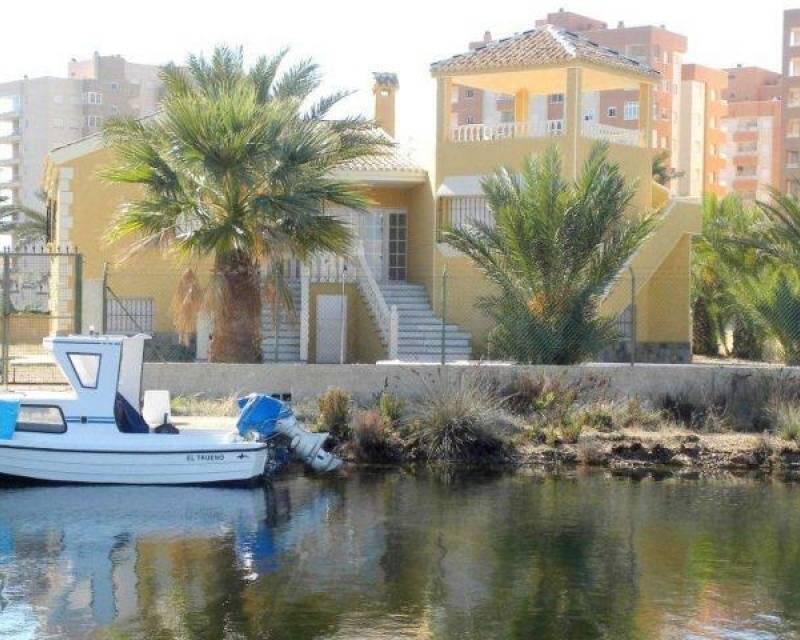 Villa for sale in La Manga del Mar Menor, Murcia