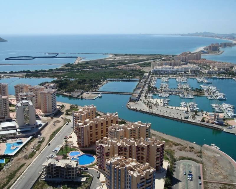 Apartamento en venta en La Manga del Mar Menor, Murcia