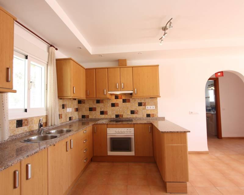 4 Cuarto Villa en venta