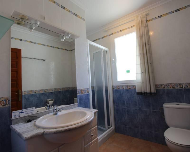 4 Cuarto Villa en venta