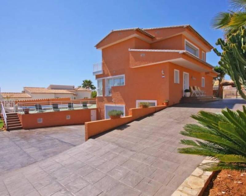 4 bedroom Villa for sale