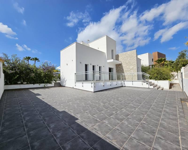 4 Cuarto Villa en venta